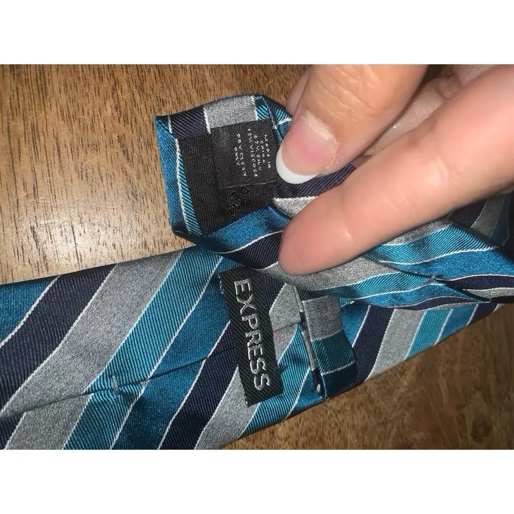 Express Men's Blue Striped‎ Silk Tie Classic Length